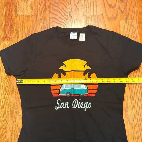 NWT San Diego T-shirt Black Port & Company Size Medium Ladies Retro - Picture 4 of 6